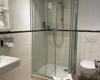 Hotel Harburger Hof - Hamburg - Bathroom