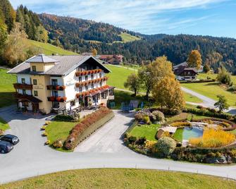 Berghotel Presslauer - Hermagor - Gebäude