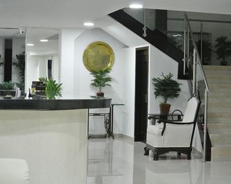 Hotel San Martin - Armenia - Recepción