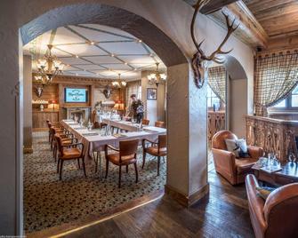 Hôtel Alpen Ruitor - Les Allues - Restaurang