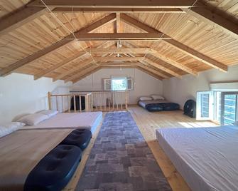 Natural Retreat Shelter #Unoblu - Messolonghi - Habitación