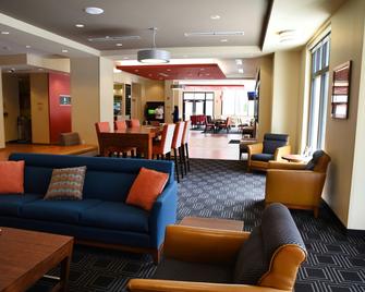 TownePlace Suites by Marriott Lawrence Downtown - Lawrence - Hành lang