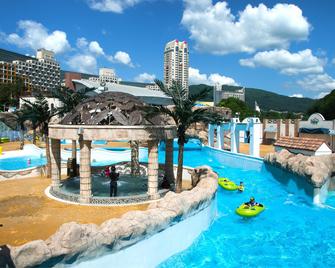 Phoenix Resort Pyeongchang - Pyeongchang - Πισίνα