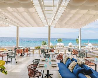 Crimson Resort and Spa Mactan - Lapu-Lapu City - Restaurace