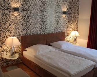 Hotel Stern - Düsseldorf - Makuuhuone