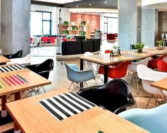 ibis Yichang Bayi Rd - Їчан - Ресторан