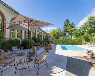 Hotel Les Bellugues - Saint-Jean-du-Gard - Bazén