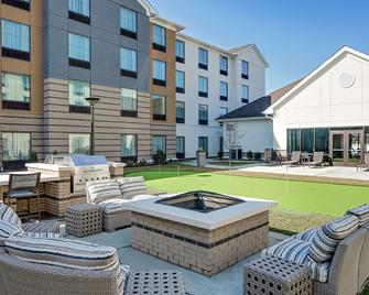 Homewood Suites by Hilton Ronkonkoma - Ronkonkoma - Будівля