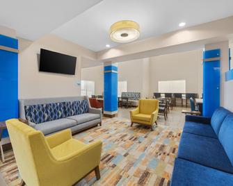 Holiday Inn Express & Suites Houston Nw - Tomball Area - Tomball - Sala de estar