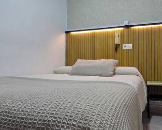 Hostal Ramón y Cajal - Valladolid - Habitación