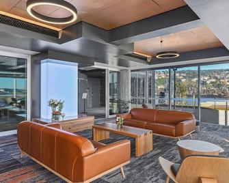 Peppers Silo Hotel - Launceston - Lounge