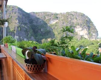 Sierra Homestay - Ninh Binh - Balcon