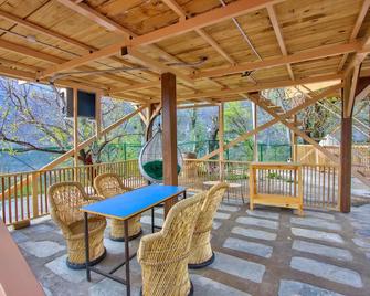 Regal Retreat - Kullu - Балкон