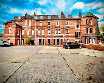 Green Gables Hotel - Scarborough - Κτίριο