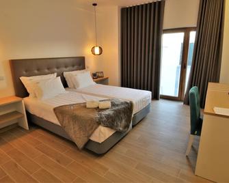 Authentic Tavira Hotel - Tavira - Habitació