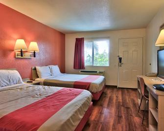 Motel 6 Sacramento South - Sác-cra-men-tô - Phòng ngủ