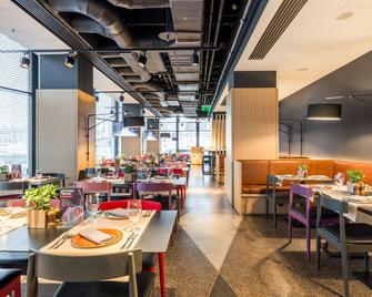 Azimut Hotel Smolenskaya Moscow - Moskova - Ravintola
