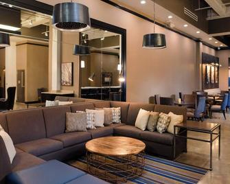 Fairfield Inn & Suites by Marriott New Orleans Downtown/French Quarter Area - New Orleans - Lounge