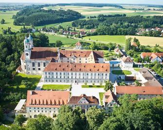Hotel Kloster Holzen - Allmannshofen - Edificio