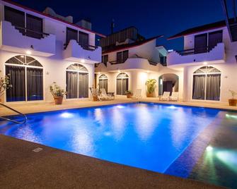 Hotel Boutique Eden Costa - La Crucecita - Zwembad