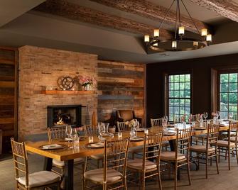 Diamond Mills Hotel - Saugerties - Їдальня