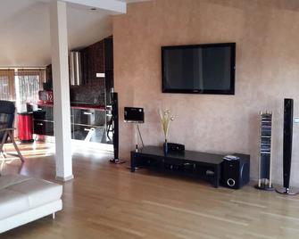 Easy Stay Apartments - Riga - Sala de estar
