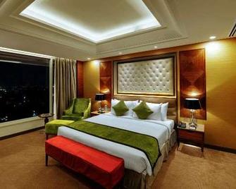 Sayaji Kolhapur - Kolhāpur - Bedroom