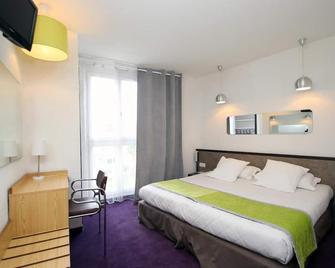 Hotel Peyramale - Lourdes - Bedroom