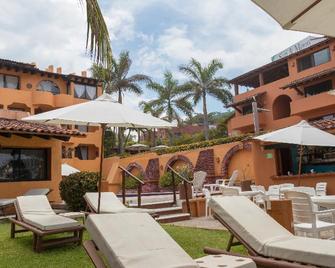 Villas Miramar - Zihuatanejo - Patio