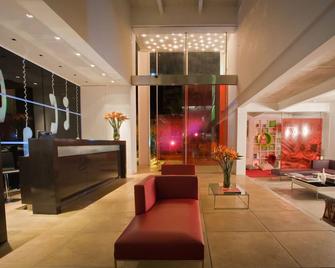 Now Hotel Cali - Cali - Front desk