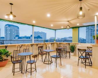 Korhan Apartment 1 - Hanoi - Restaurante