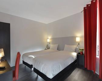 Hotel Douglas - Puteaux - Slaapkamer