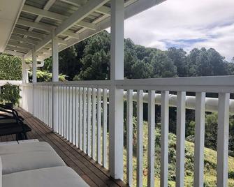 Valley Retreat - Currumbin - Balkon