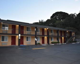 Hotel Belmont - Belmont - Edificio