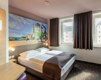 B&B Hotel Düsseldorf-Mitte - Dusseldorf - Quarto