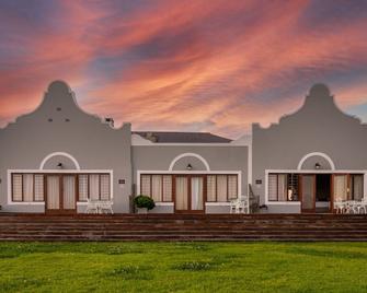 Issaquena Heights Boutique Hotel - Knysna - Building