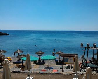 Hotel Glicorisa Beach - Pythagorio - Playa