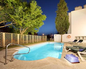 Hotel Villa Blanca - Granada - Piscina