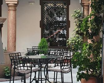 Coso Viejo - Antequera - Patio