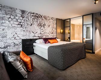 Van der Valk Hotel Maastricht - Maastricht - Bedroom