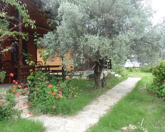 Datça, wooden Chalets few steps from the Sea! - Datca - Extérieur