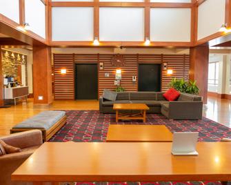 Holiday Inn Express Columbus Airport Easton - Columbus - Lobby