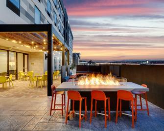 Tru by Hilton Euless DFW West - Euless - Edificio
