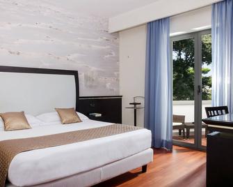 Hotel St.Mauritius - Forte dei Marmi - Bedroom