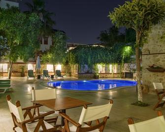 White Garden Hotel-Adult Only - Antália - Piscina