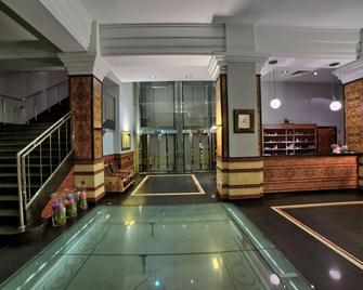 Hotel Monopol - Kattowitz - Lobby