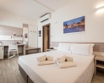 Best Quality Hotel Politecnico - Turin - Bedroom