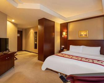 Ramada by Wyndham Wujiaochang Shanghai - Shangai - Habitación