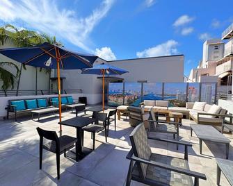 The Cove By Renzzi - Miami Beach - Parveke