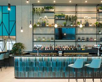 Courtyard by Marriott London Gatwick Airport - Gatwick - Bar